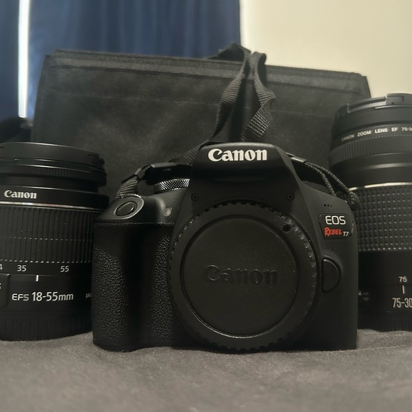 Canon Rebel T7 kit - Picture 1 of 5